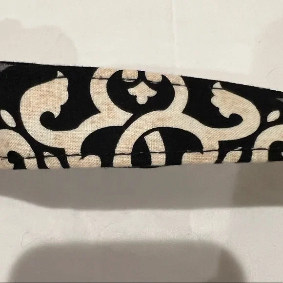 Vera Bradley Canterberry Magenta Crossbody Mailbag and Turn Locn Wallet Bundle - Picture 3 of 16